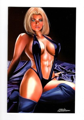 Skyline #5 Fernando Rocha Android 18 Cosplay Embossed Foil 1/25 Variant (NM)