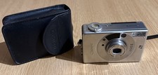 GREAT CONDITION Canon IXUS II Camera  Case - New Duracell CR2 Battery
