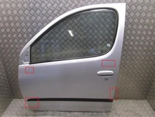Porte avant et accessoires Toyota VERSO