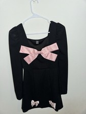 Black Long Sleeve Mini Dress with Pink Bows – Elegant & Cute