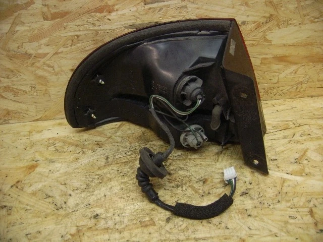 Rückleuchte Exterior Derecha Mazda 626 IV (GE) 2.0 - Imagen 2 de 2