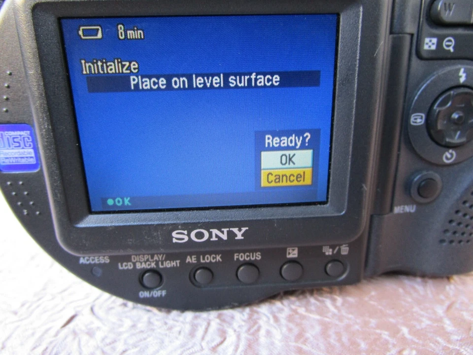 SONY CAMCORDER MAVICA MVC-CD500.SMART ZOOM Parts / Repair - Image 2 of 4