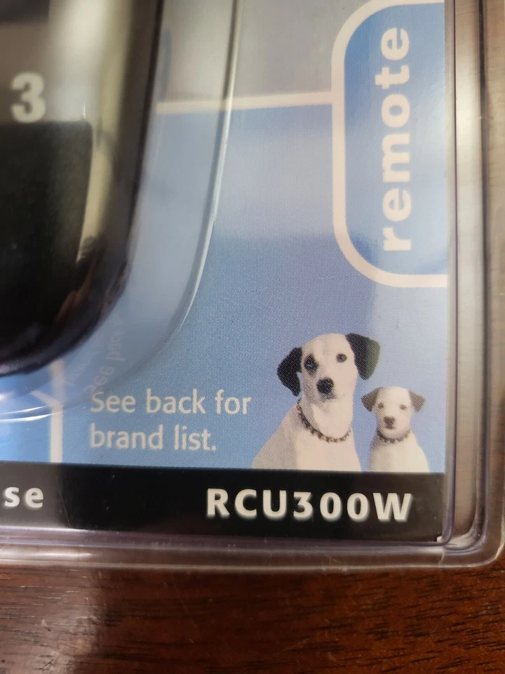 RCA Universal TV Remote 3 Device (TV, DVD/VCR, & Cable) RCU300W - New in Case - Image 2 of 4