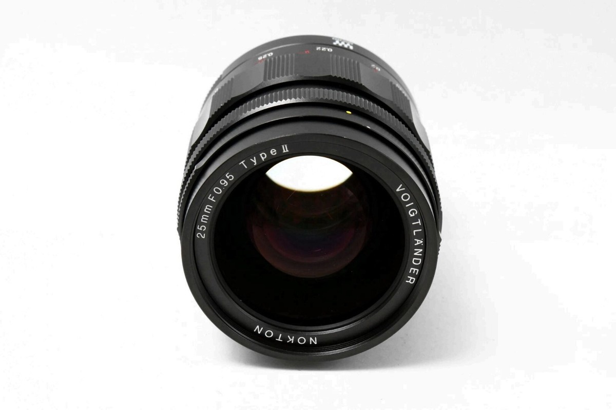 Voigtlander Nokton 25mm F0.95 Type II MF Standard Prime Lens Voigtlander Nokton 25mm F0.95 Type II MF Standard Prime Lens