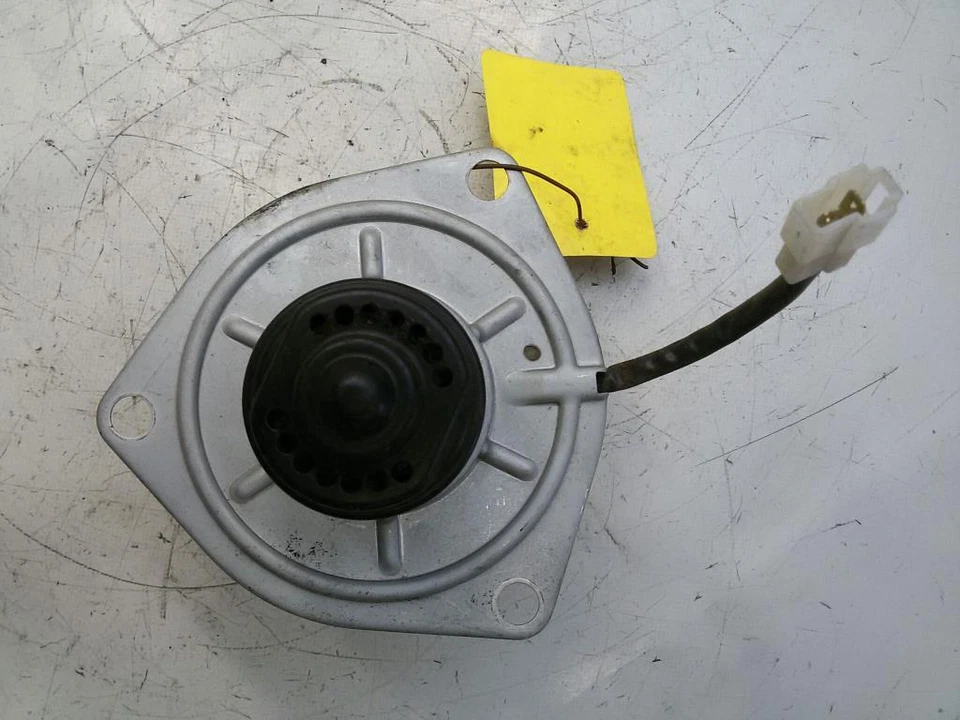 Daihatsu Cuore L501 Heizgebläsemotor ohne Vorwiderstand BJ1997 - Bild 3 von 3