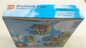 LEGO 3739 Blacksmith Shop GOOD MIB Box Classic Castle Vintage Rare 2002 Kingdoms