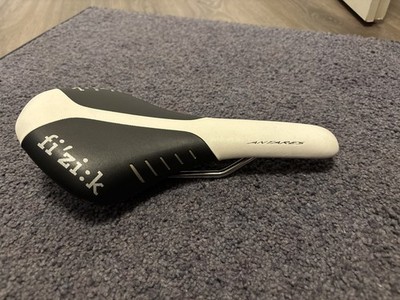Fizik Antares R3 Cycling Saddle Kium Rails Road CX 195 gr White Black