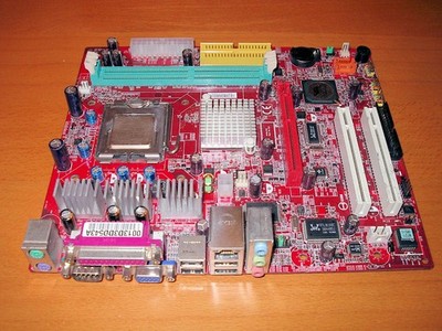 Mainboard MSI PM8M3-V (MS-7211) Sockel 775 mit CPU Intel Pentium D 2,8GHz