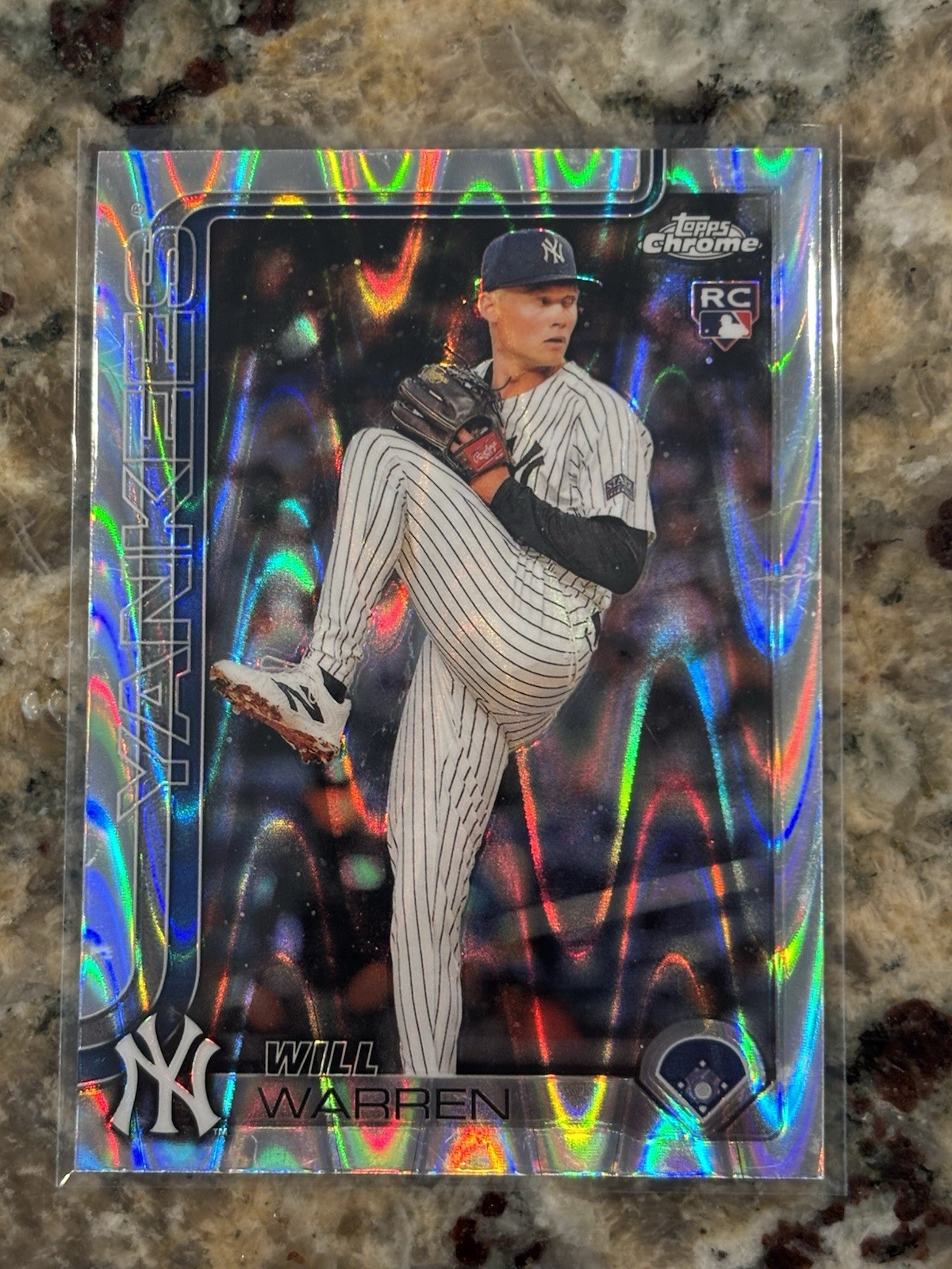 2025 Topps Chrome - Will Warren #81 RayWave Refractor (RC)