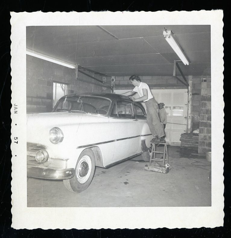 Vintage Photo CAR PAINTER JIM RUDOLPH USED CARS CAR LOT 1957