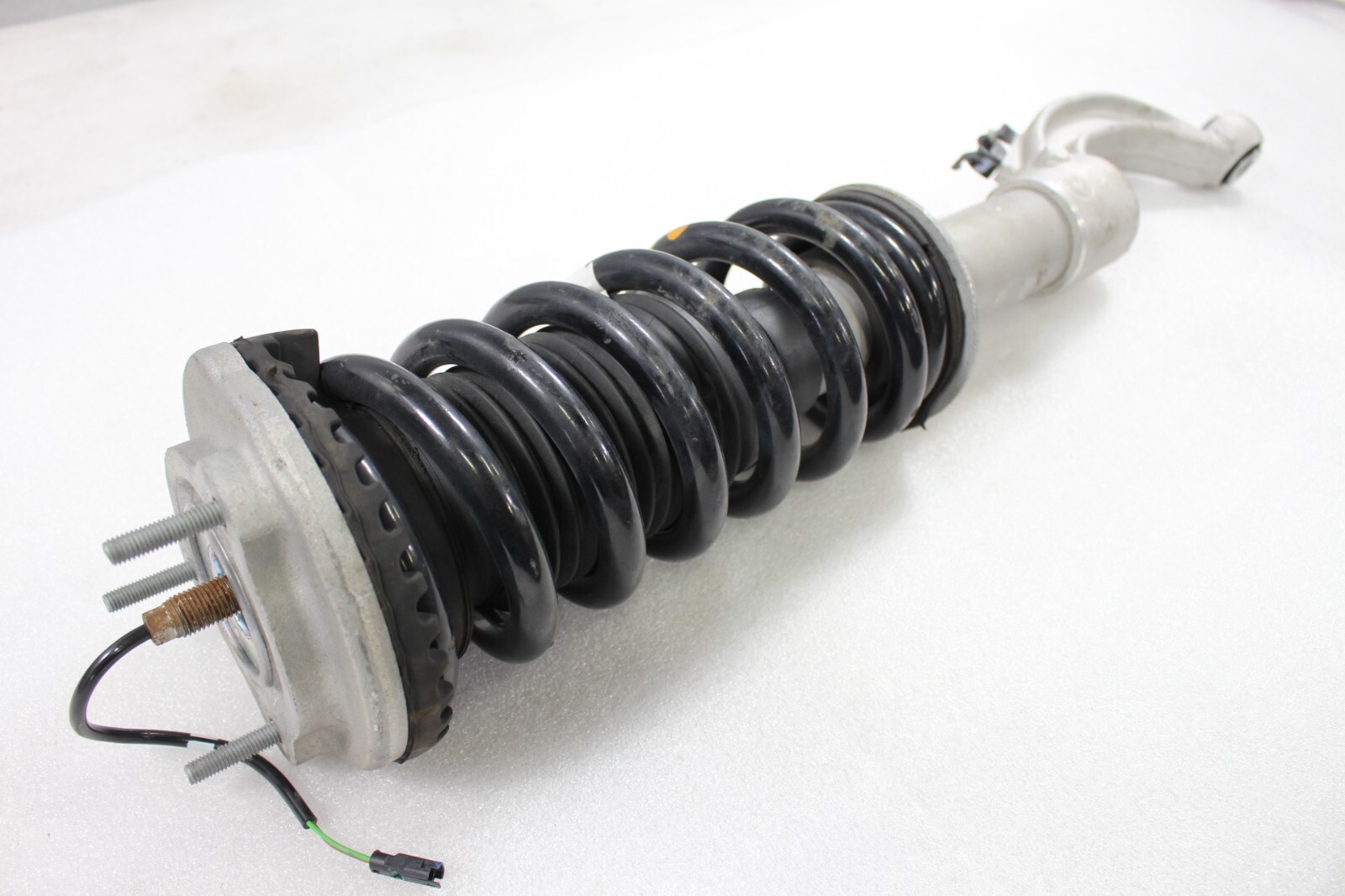 2016 Maserati Quattroporte, Ghibli, Front Shock Absorber, Used, P/N 670030332