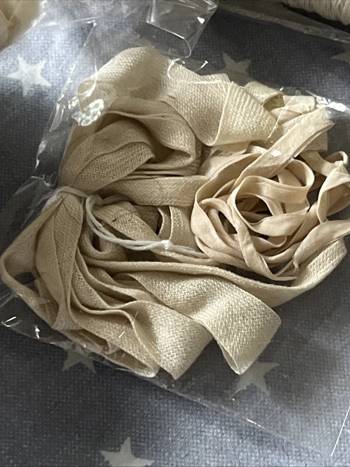 Old Vintage Antique Packs of Yarn String Shoe Laces & Wool Lot Victorian Ecru - Image 2 of 4