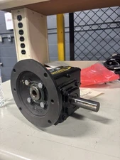 NEW NO BOX WINSMITH E17MDNS 10 R 56C RADIO 100 INPUT 100 OUTPUT 236 Gear Reducer