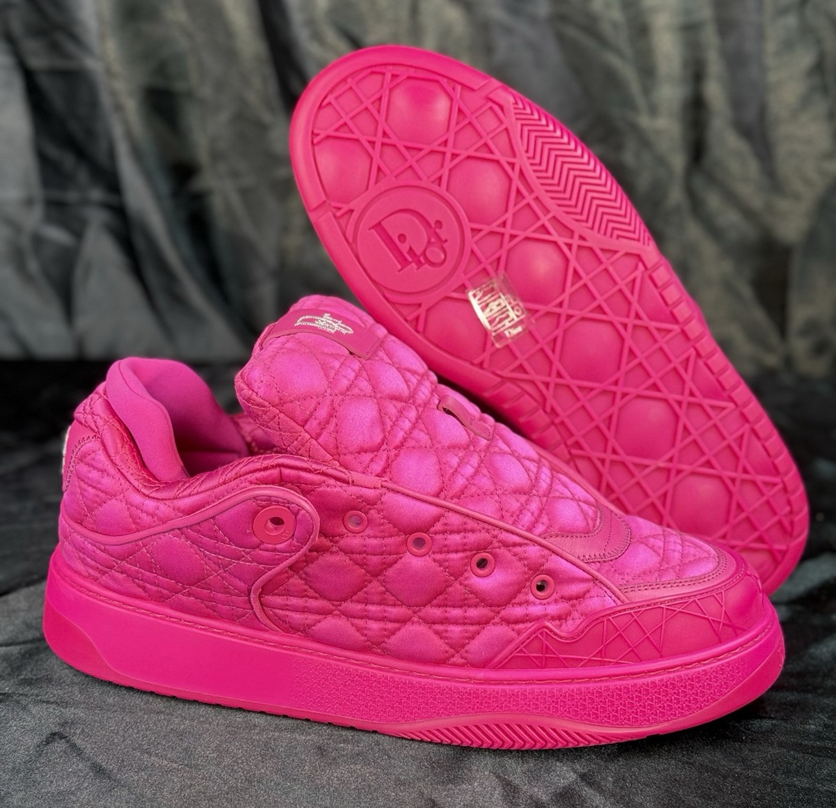 超希少✨Christian Diorロゴ スエード ボア ファー スニーカー 超希少✨Christian Diorロゴ スエード ボア ファー スニーカー 超希少