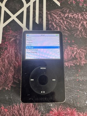 Apple iPod Classic 5th Gen. 30GB - Black (MA146LL)