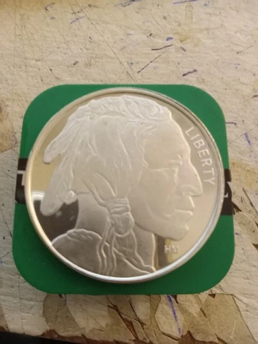 Silver Buffalo Round 1 oz Nice 90%