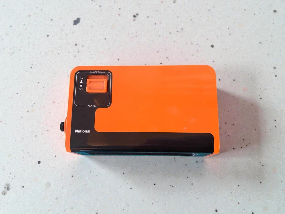 National Panasonic Flip Clock TG02 Orange Alarm 70s Green Japan Tested Vintage - Image 2 of 4