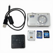 Nikon Coolpix S3700 Silver 20.1MP Digital Camera With Battery Charger Working