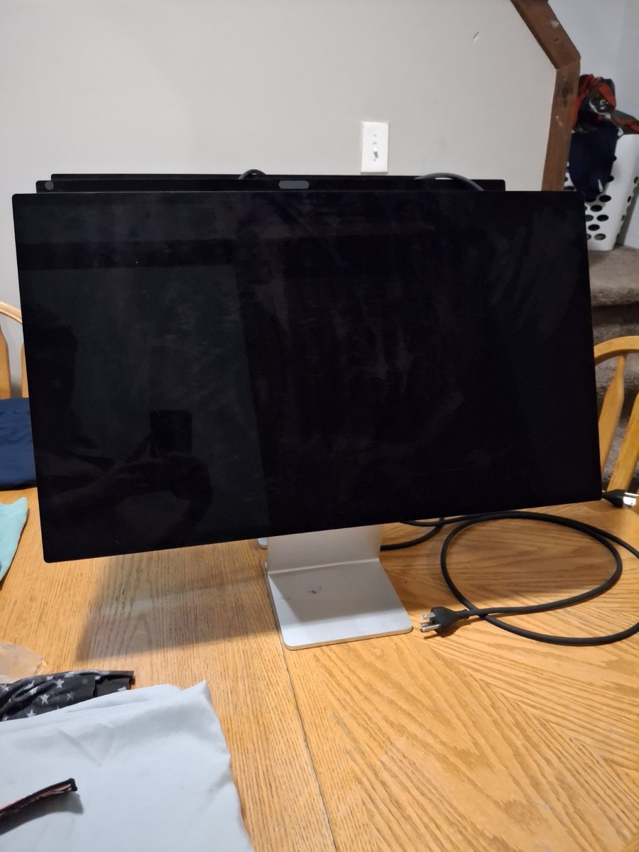 Apple studio display moniter 2 available | eBay