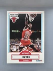 1990-91 Fleer - Michael Jordan #26 No Black Line Above Biographical Information