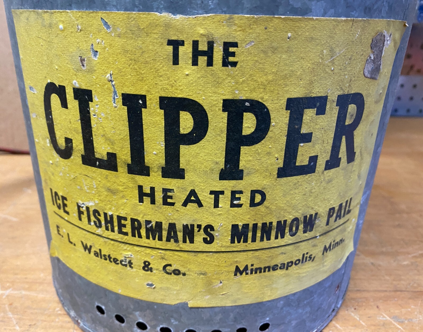 The Clipper Heated Ice Fisherman's Minnow Pail/Bucket and Skimmer/Ladle