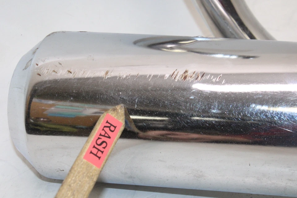 Yamaha XS650 1976 OEM SILENCIADOR ESCAPE SILENCIADOR TUBO Foto 2 de 4