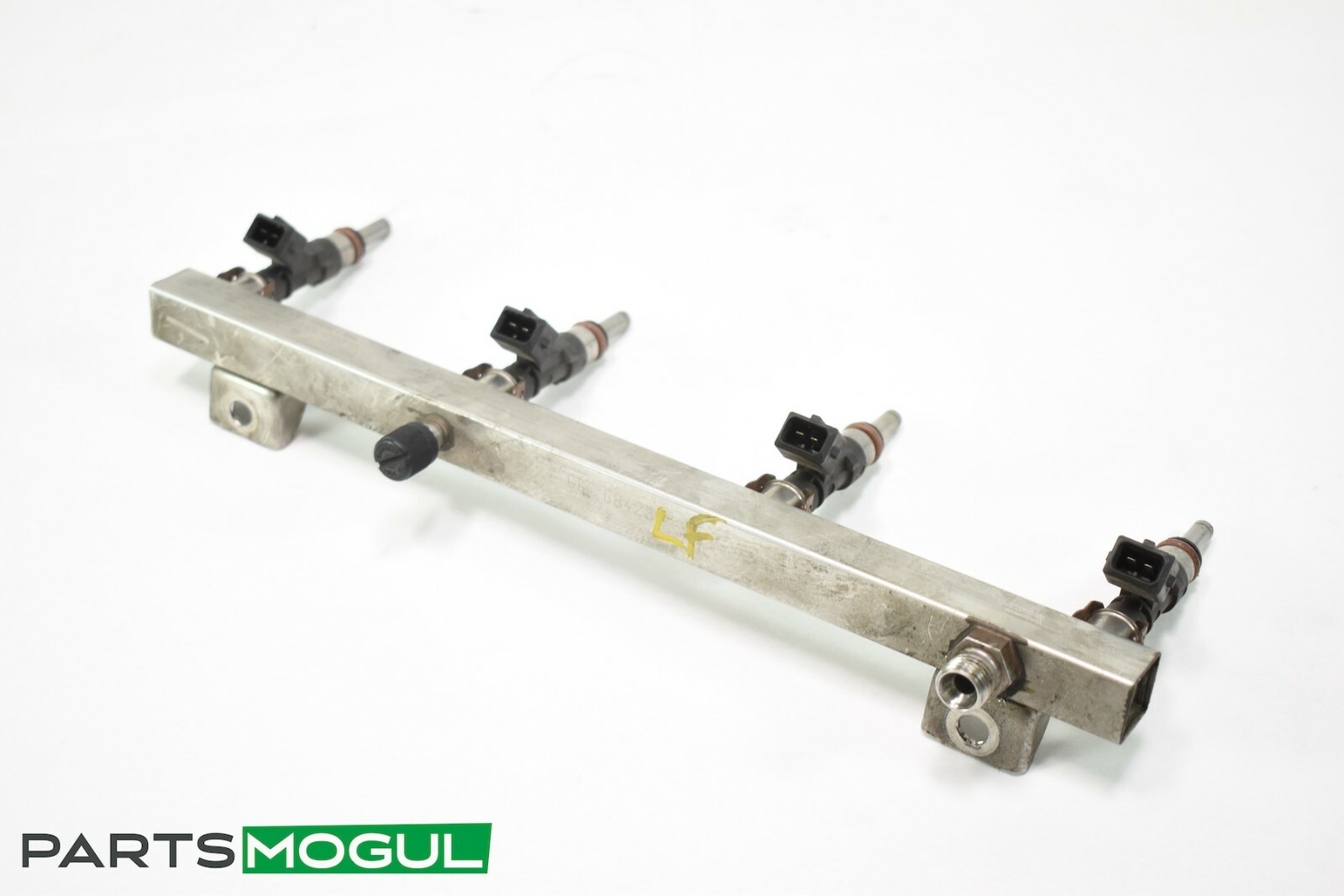 04-08 Maserati Quattroporte 4.2L Left Driver Side Fuel Injection Rail Unit OEM