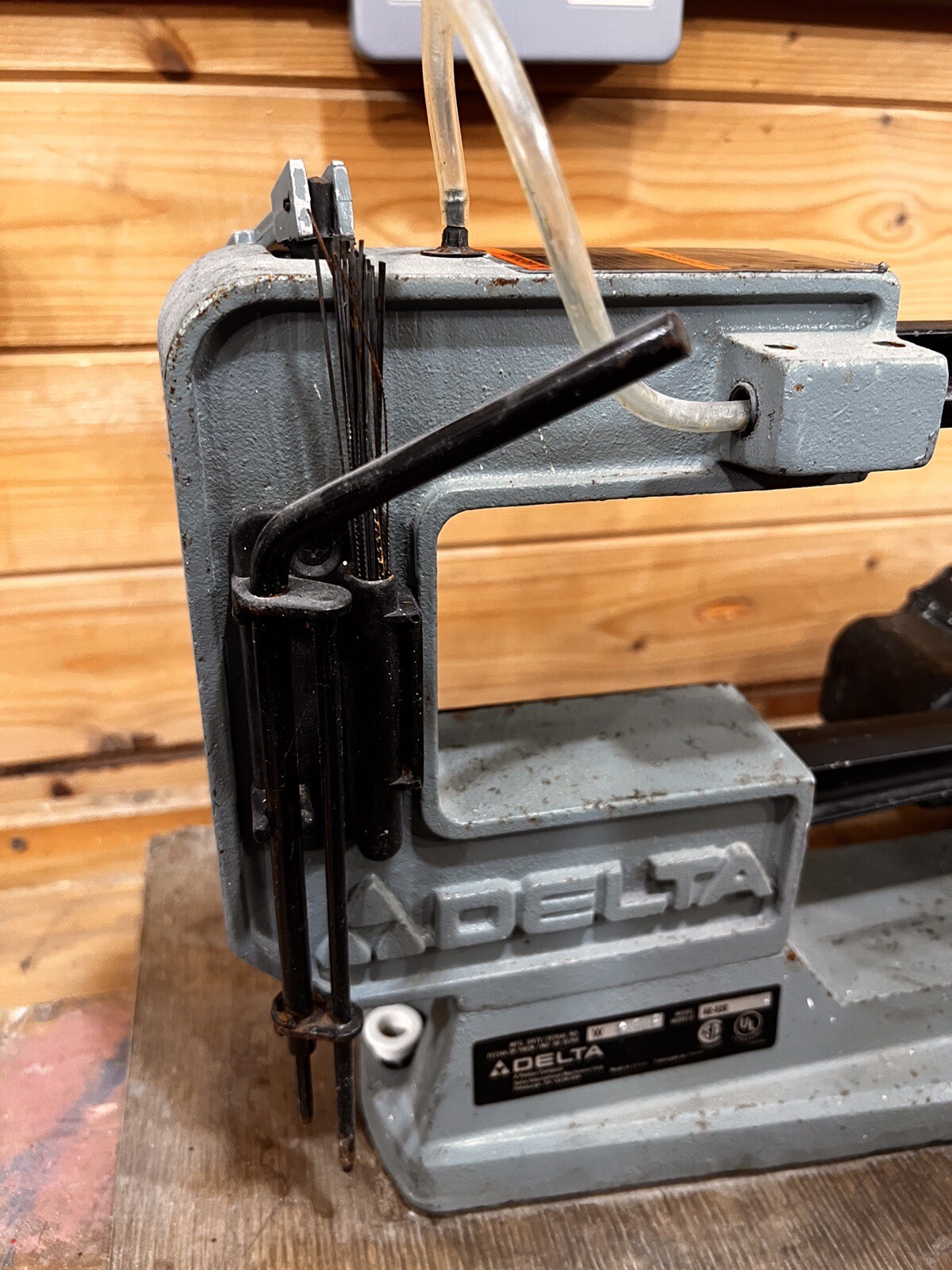 Delta Scroll Saw 220V 240V in great working order eBay