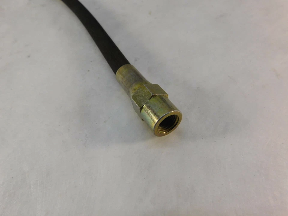 Резьба правого шланга переднего тормоза VW Volkswagen Dasher 1973-1977 - Изображение 4 из 4