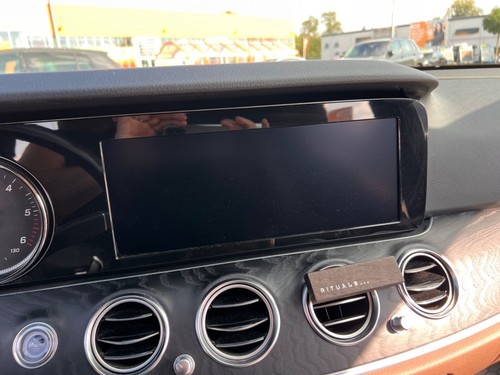 Mercedes E220d AMG - Bild 19 von 24