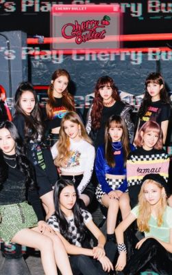 CHERRY BULLET LET'S PLAY CHERRY BULLET 1st Single Album CD+Buch+Card+Sticker+etc