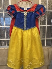 Disney Store Snow White Costume Yellow Red Blue Girls 5/6 Amazing detail