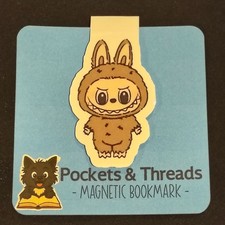 Magnetic Bookmark. Perfect to keep your reading on track 