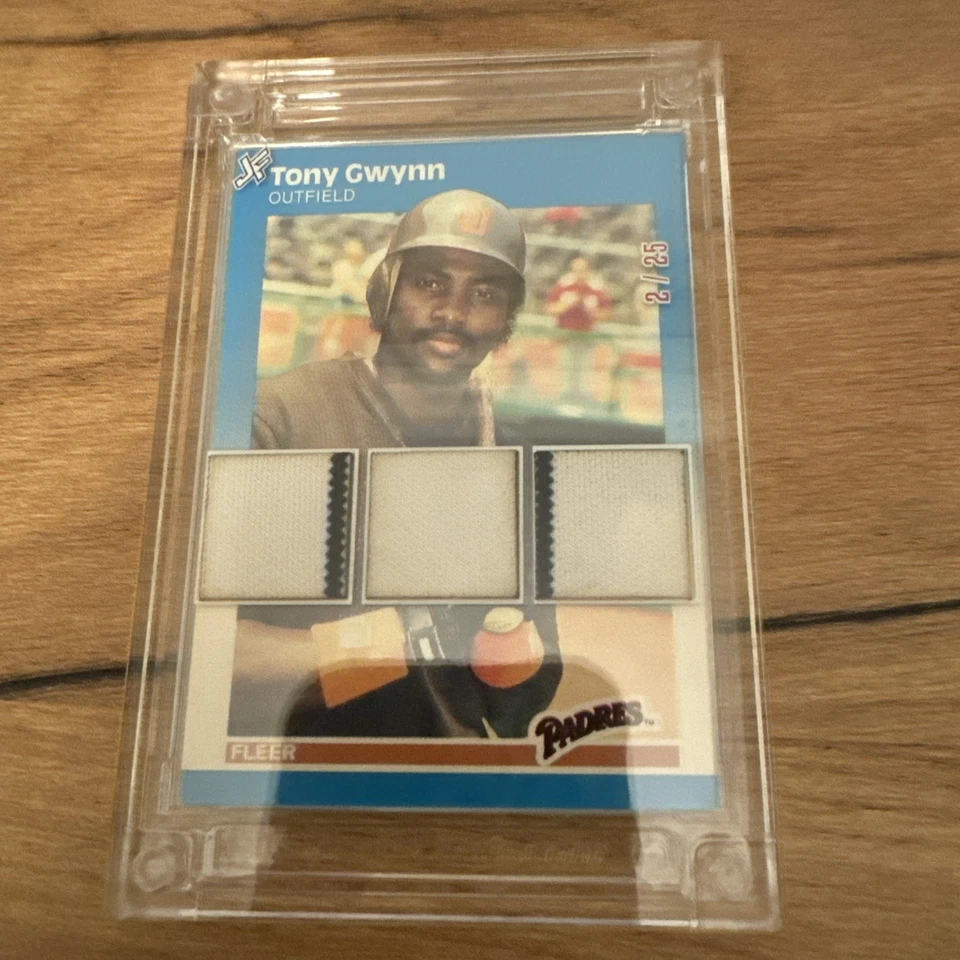 TONY GWYNN 2025 JERSEY FUSION GAME USED TRIPLE PATCH JERSEY 23/25 1999 BOWMAN - Image 3 of 3