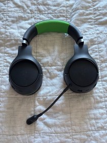 Microsoft Xbox Series X 1TB Console w/ HEADSET + CONTROLLER