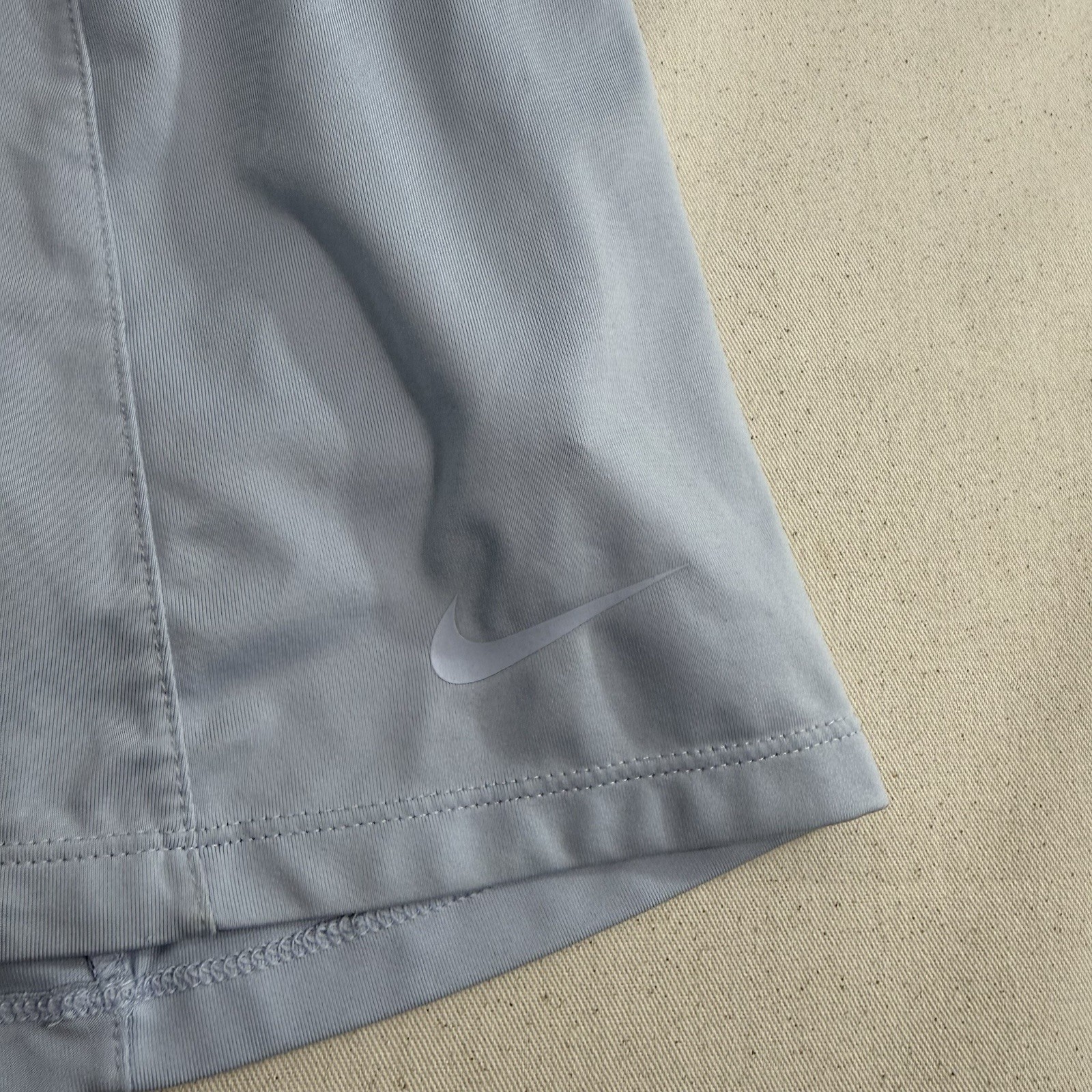 Nike Women's Golf Skirt Skort Size Medium Light Blue *Stains thumbnail 9