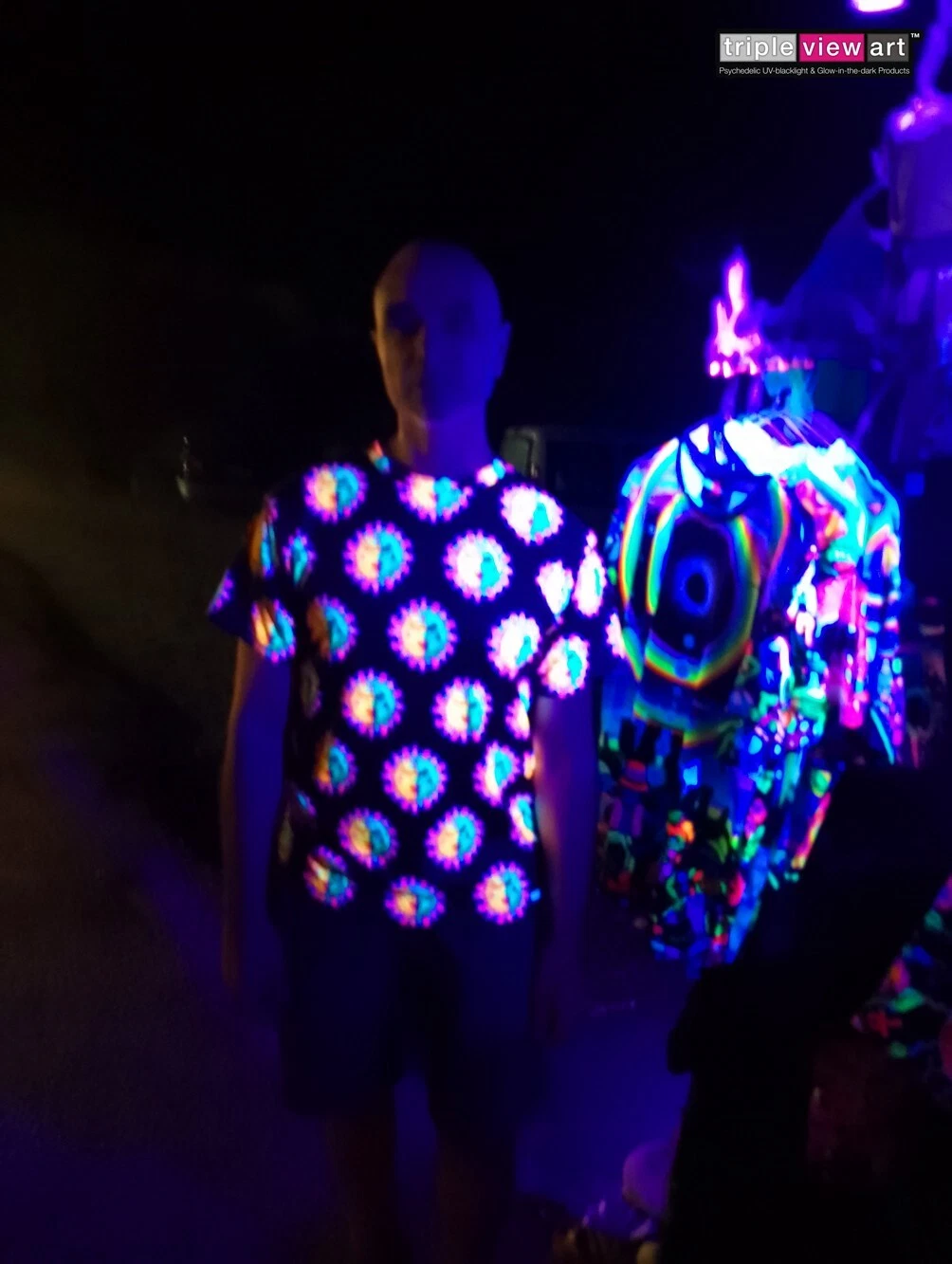 MENS T-SHIRT UV Black Light Fluorescent Glow Psychedelic Art All Over Full Print