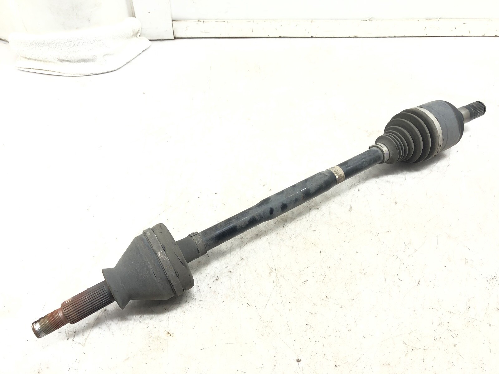 2014-2019 MASERATI GHIBLI LEFT DRIVER REAR CV AXLE SHAFT OEM.