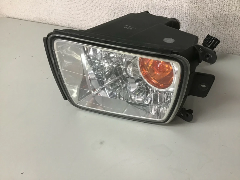 2001 2002 2003 2004 2005 2006 2007 2008 INFINITI QX4 LEFT DRIVER SIDE FOG LIGHT - Image 3 of 4