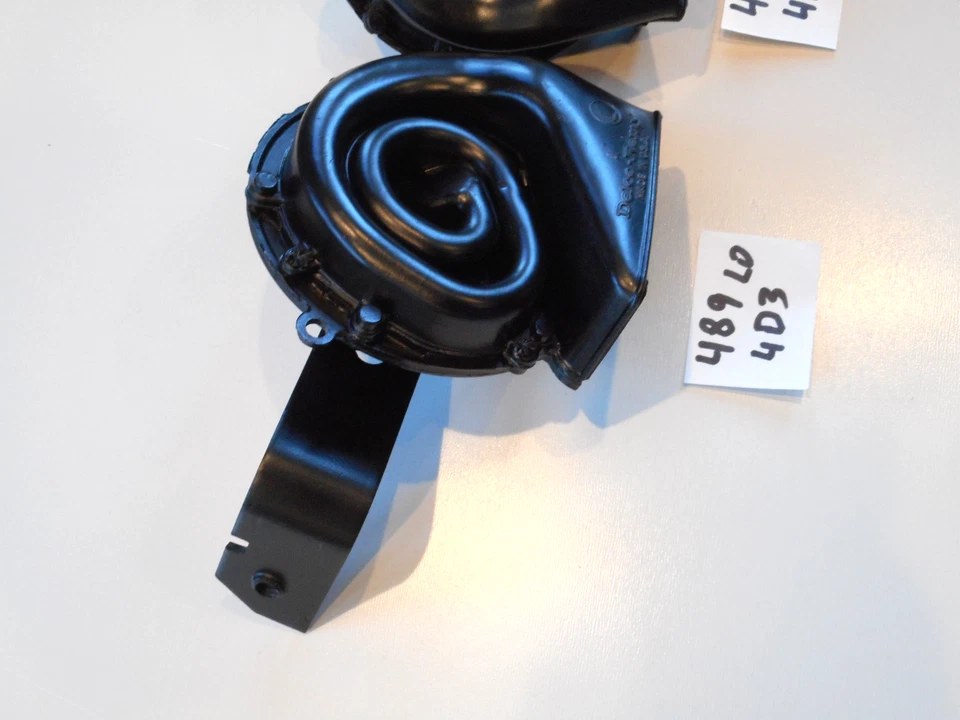 64 1964 CHEVELLE DELCO-REMY HORNS HI LO PAIR ORIGINAL HIGH LOW 489 490 MALIBU Foto 3 de 4