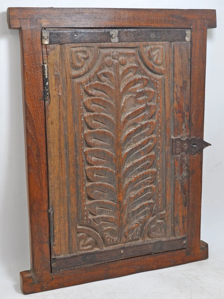 Antique Wooden Wall Décor Window Panel With Frame Original Old Hand Carved - Imagem 3 de 4