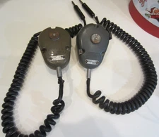 1 PAIR OF SHURE BRUTHERS 488T REFER TO ALL PICTURES RUBBER DTERIORATING NEAR MIC