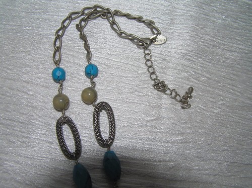 Estate Lia Sophia Rustic SIlvertone with Plastic Turquoise & Green Swirl Beads - Picture 3 of 5