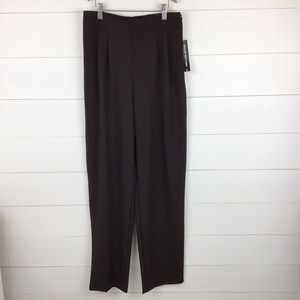 Briggs New York Women's 6 Pants Brown 