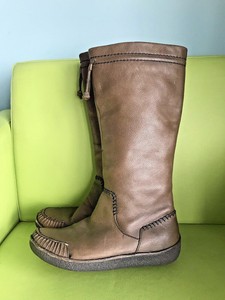 clarks moccasin boots