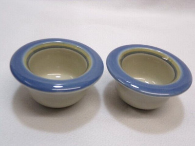 Arabia -Finland  Kombi  blau   2  Eierbecher    6,8 x 3,5 cm - neu unbenutzt !