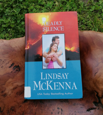 Lindsay McKenna: Deadly Silence , englisches Hardcoverbuch, The Wyoming Series 3