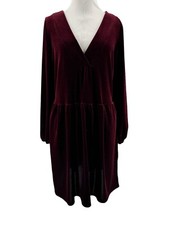 Amadi Anthropologie Burgundy Greta Velvet Robe 3/4 Sleeve Dress Size Medium