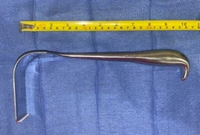 SSI/Symmetry  23-6302 Meyerding Retractor 2.75" Deep, 1" in Wide-9"