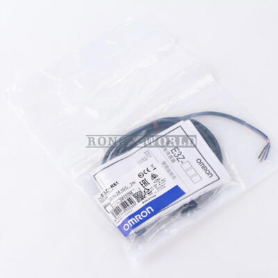 Brand NEW E3Z-R61 Photoelectric Switch 12-24VDC E3ZR61 Omron